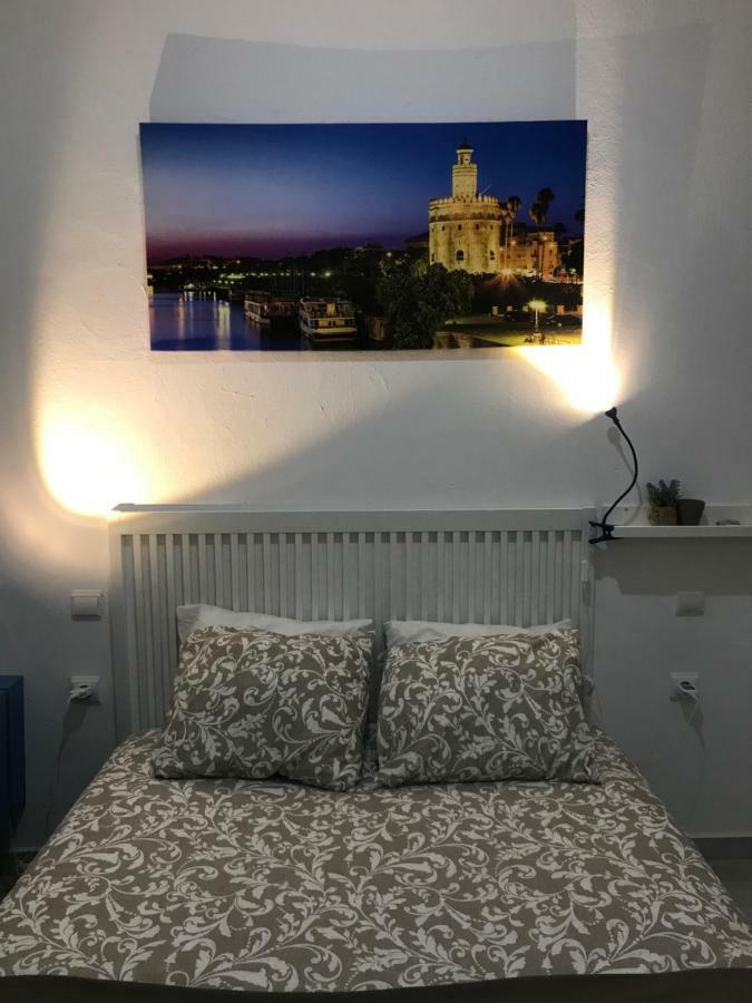 Apartament Santas Patronas Street Center Sewilla Zewnętrze zdjęcie
